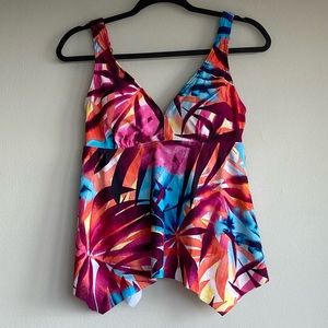 NWOT Nygard Tankini top.